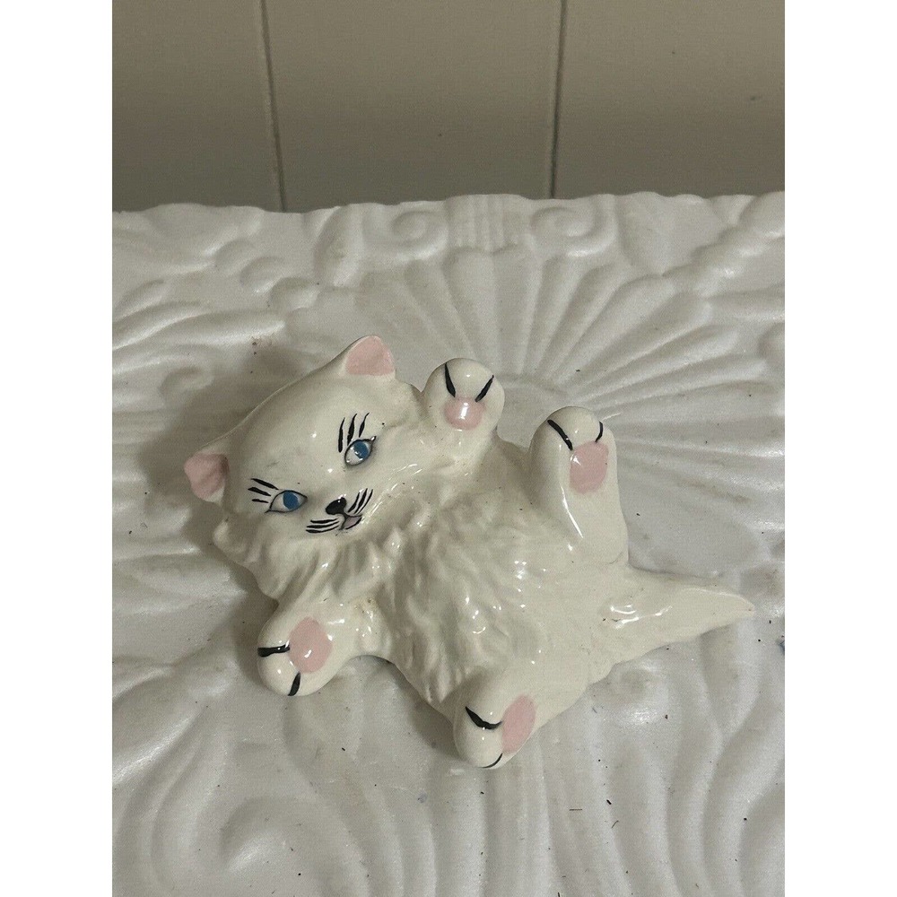 Vintage Glazed Ceramic White Kitten Cat Pink Nose Blue Eyes Playful 6"